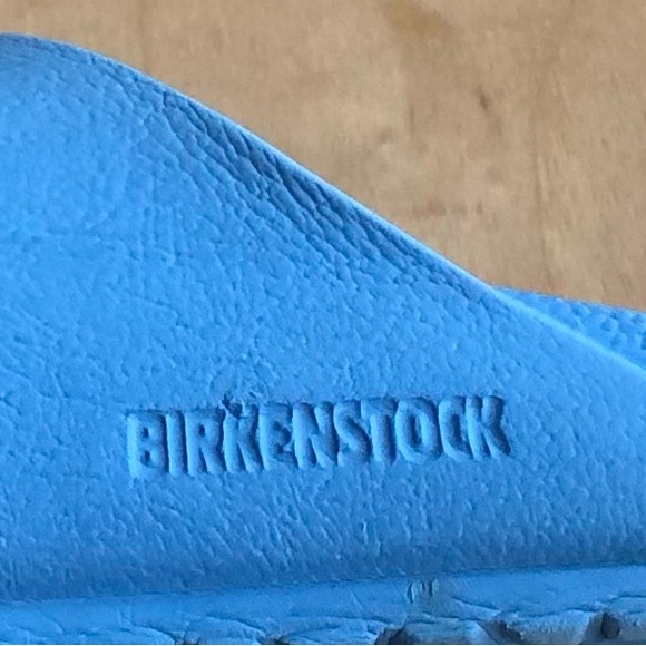 Birkenstock Kids Blue EVA Two-Strap Slide Sandals Size 34. - Picture 5 of 9